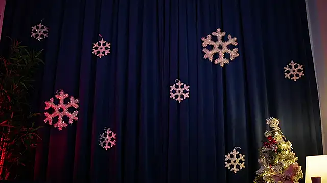  ChloeLee  online show from 12-23-25, 07:28