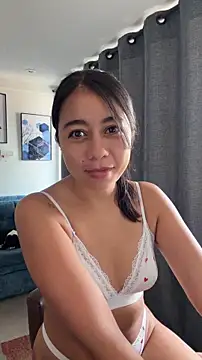 Lily June online show from 04-13-26, 06:35