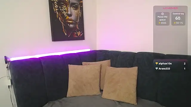 Snapshot of may_wood chatting on 06-15-26, 11:45 may wood online show from 06-15-26, 11:45