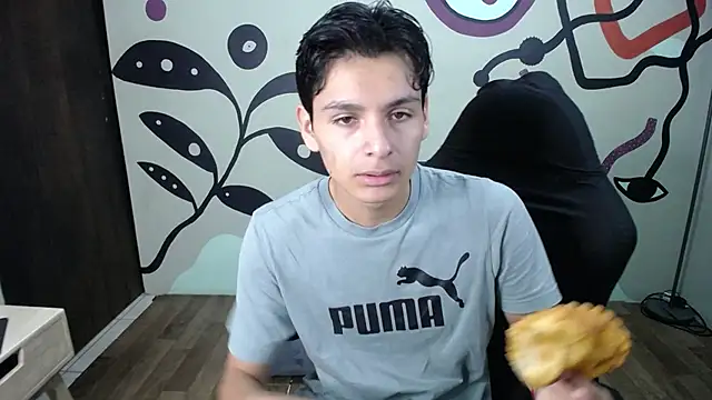 Luca vega online show from 10-22-25, 01:11