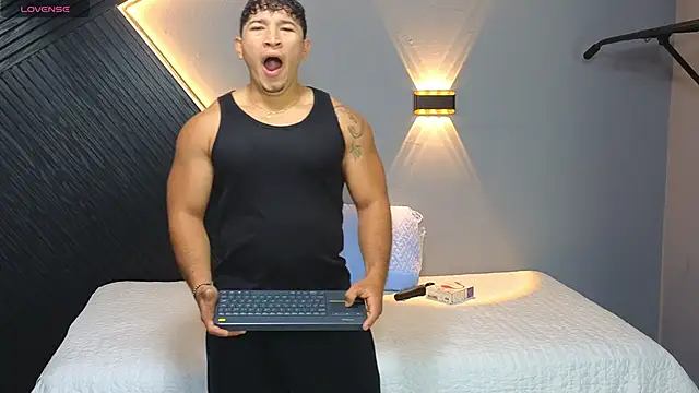 Horny nick18 online show from 02-24-26, 12:36