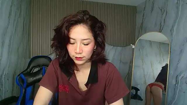 valentina r  online show from 11-08-25, 03:18