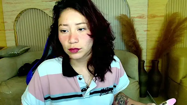 valentina r  online show from 02-17-26, 03:03