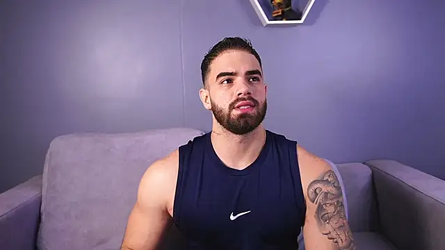 Snapshot of Paul_Phoenix chatting on 11-02-25, 08:00 Paul Phoenix online show from 11-02-25, 08:00