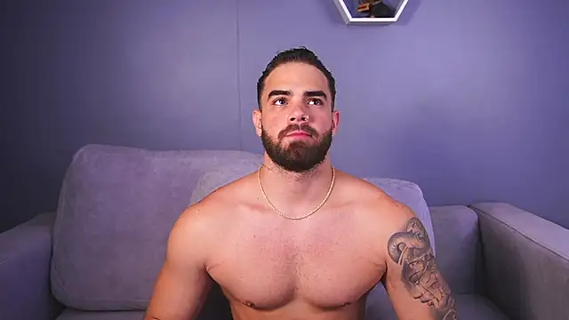 Snapshot of Paul_Phoenix chatting on 11-18-25, 06:56 Paul Phoenix online show from 11-18-25, 06:56