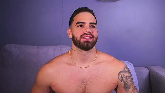 Snapshot of Paul_Phoenix chatting on 12-01-25, 07:08 Paul Phoenix online show from 12-01-25, 07:08