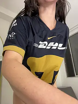 karinasantos  online show from 02-10-26, 10:41