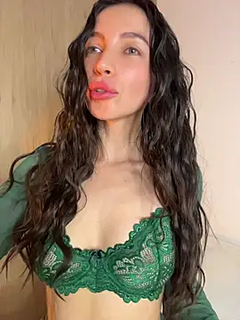 Snapshot of karinasantos_ chatting on 06-07-26, 04:05 karinasantos online show from 06-07-26, 04:05