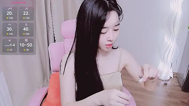 Miu-999 online show from 10-31-25, 02:12