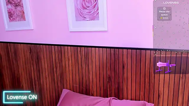 dalia roses online show from 11-19-25, 12:54