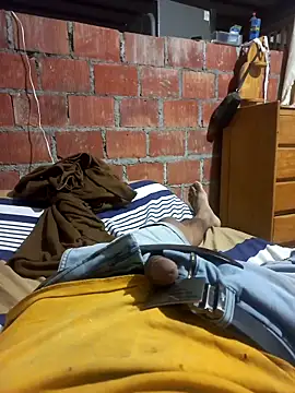 Snapshot of Lunaf455 chatting on 10-02-25, 01:23 Lunaf455 online show from 10-02-25, 01:23