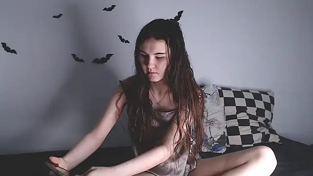 litle owl online show from 11-23-25, 01:11