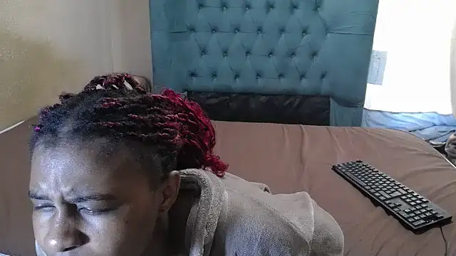 Snapshot of EbonyEssence chatting on 06-14-26, 12:51 EbonyEssence online show from 06-14-26, 12:51