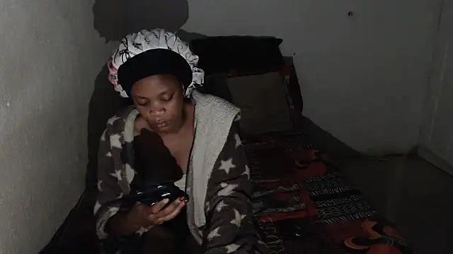 EssenceLovers online show from 03-11-26, 08:37