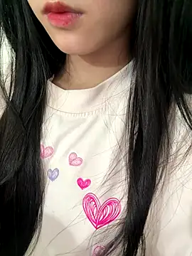 Snapshot of Desi_sara chatting on 09-15-25, 04:23 Desi sara online show from 09-15-25, 04:23