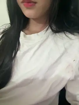 Snapshot of Desi_sara chatting on 09-22-25, 03:36 Desi sara online show from 09-22-25, 03:36