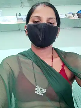 Snapshot of poojam93 chatting on 09-10-25, 04:45 poojam93 online show from 09-10-25, 04:45