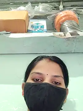 Snapshot of poojam93 chatting on 09-23-25, 01:41 poojam93 online show from 09-23-25, 01:41