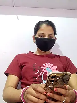 Snapshot of poojam93 chatting on 10-05-25, 01:15 poojam93 online show from 10-05-25, 01:15