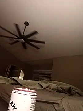 sarahkat86 online show from 10-11-25, 04:12