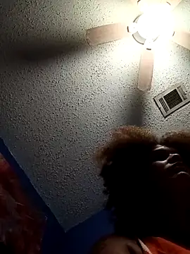 sarahkat86 online show from 10-18-25, 11:33