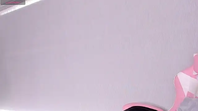 kendal hot01 online show from 01-12-26, 02:22