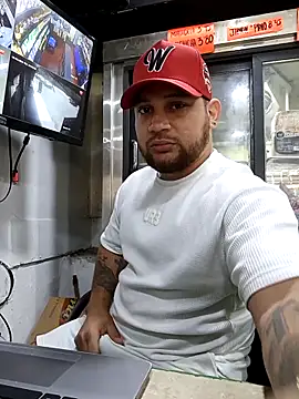 Catire10  online show from 12-20-25, 02:24