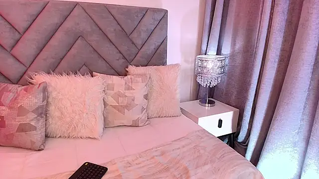 sara owens7 online show from 03-26-26, 01:22