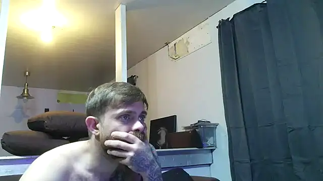 Bikerhot883hd online show from 04-22-26, 04:04