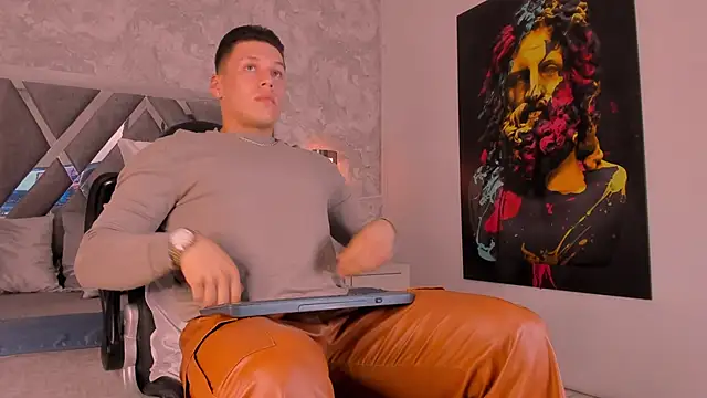 Snapshot of niklas_braun chatting on 09-12-25, 07:47 niklas braun online show from 09-12-25, 07:47