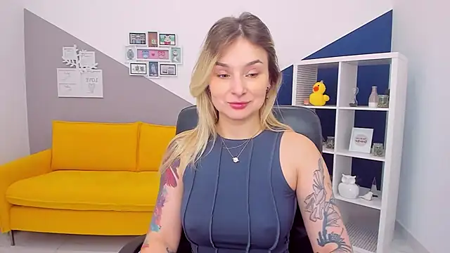 LilFleurish online show from 03-10-26, 05:34