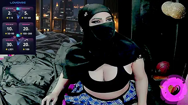 SultanaLayla online show from 11-06-25, 08:10