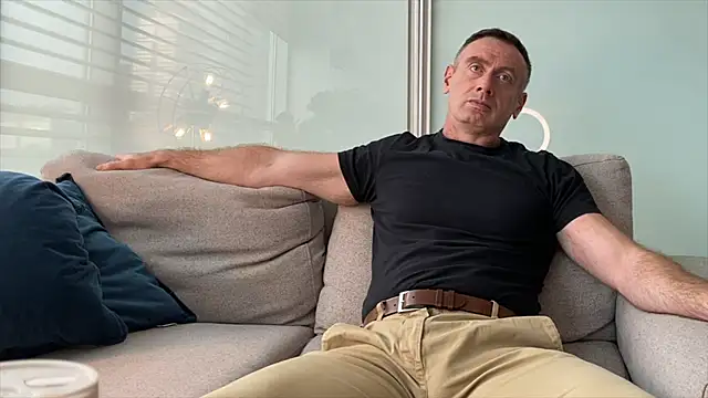 Snapshot of TheDonnyBasilisk chatting on 11-24-25, 09:58 TheDonnyBasilisk online show from 11-24-25, 09:58