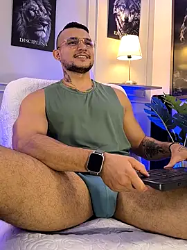 Marco Vega online show from 04-08-26, 04:07