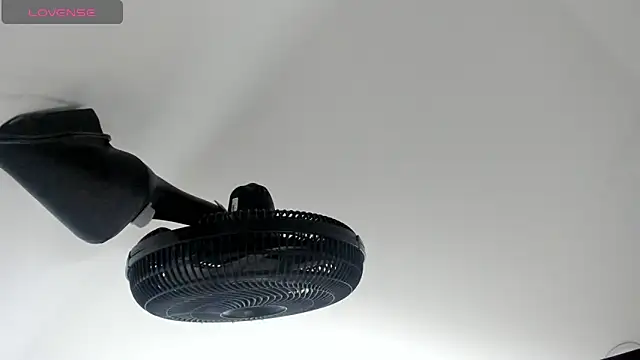 sweet  vanessa1 online show from 09-16-25, 02:34