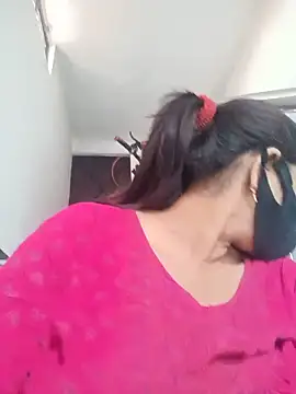 soni yhakur online show from 05-15-26, 11:12