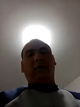 Snapshot of CWQ123 chatting on 11-16-25, 02:11 CWQ123 online show from 11-16-25, 02:11