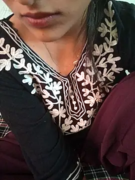 Neha Tyagi online show from 11-01-25, 05:20