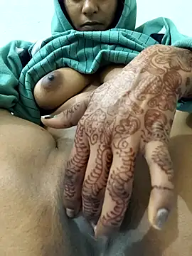 Snapshot of Kumkum_07 chatting on 10-30-25, 06:59 Kumkum 07 online show from 10-30-25, 06:59