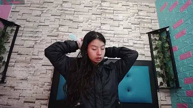 maily can online show from 09-18-25, 12:18