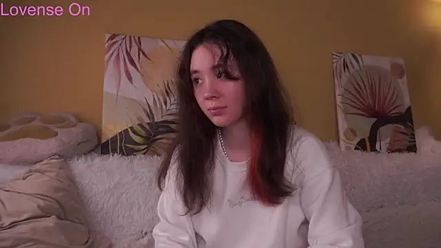 Snapshot of AlbertaClack chatting on 06-06-26, 03:06 AlbertaClack online show from 06-06-26, 03:06