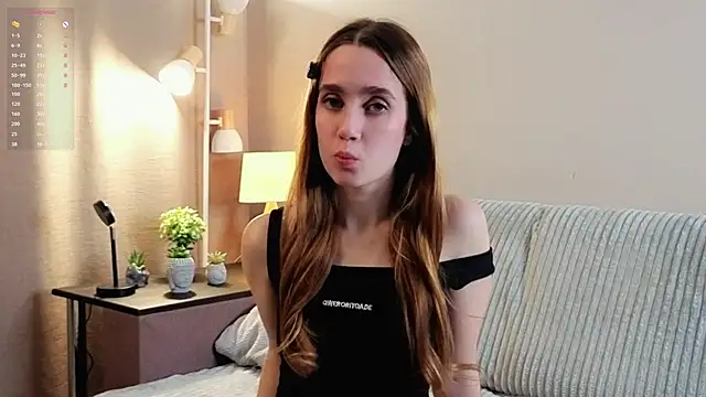 Snapshot of EarleneBrayton chatting on 11-14-25, 01:04 EarleneBrayton online show from 11-14-25, 01:04