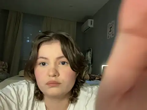 MoonIvy  online show from 12-03-25, 05:22