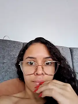 Snapshot of Britany_Sweety chatting on 10-11-25, 05:11 Britany Sweety online show from 10-11-25, 05:11