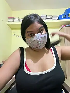 Snapshot of BigBreasted chatting on 02-11-26, 06:24 BigBreasted online show from 02-11-26, 06:24