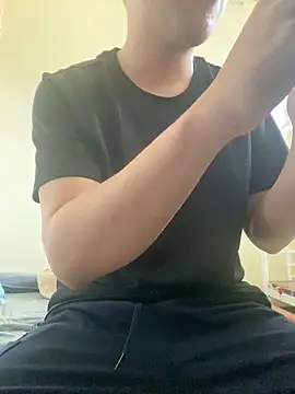 Snapshot of lahungdj12 chatting on 02-21-26, 03:29 lahungdj12 online show from 02-21-26, 03:29