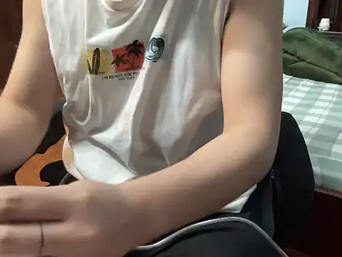 Snapshot of lahungdj12 chatting on 03-03-26, 01:28 lahungdj12 online show from 03-03-26, 01:28