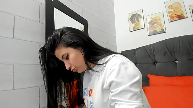  Roxxxane 09 online show from 09-16-25, 08:21