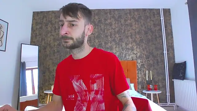 Snapshot of bignosebigcok chatting on 10-31-25, 07:31 bignosebigcok online show from 10-31-25, 07:31