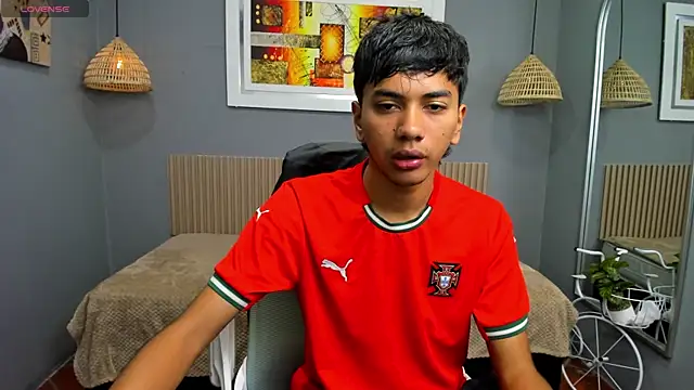 Snapshot of markbowie chatting on 09-24-25, 11:46 markbowie online show from 09-24-25, 11:46